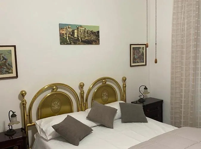 Maria Luisa House *